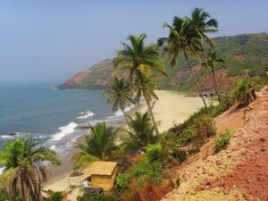 800px Arambol beach 2009 1 1